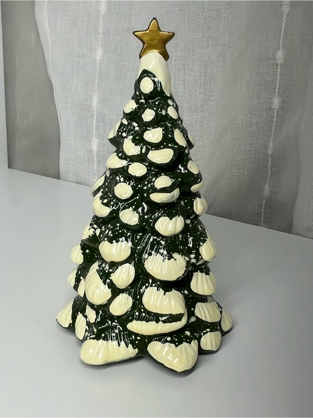 Avon Vintage 1982 McConnells Corners Ceramic Christmas Tree with Snow and Star
